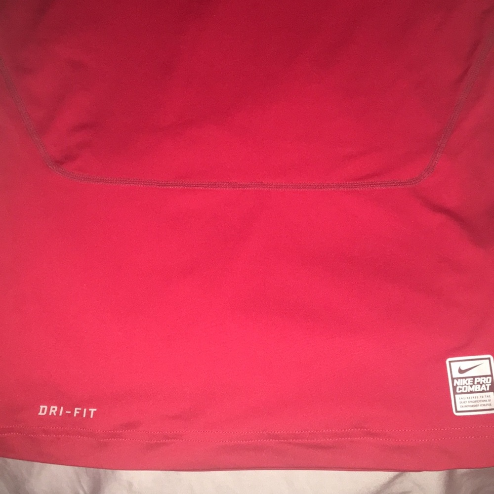 Nike - Picture 3 of 5